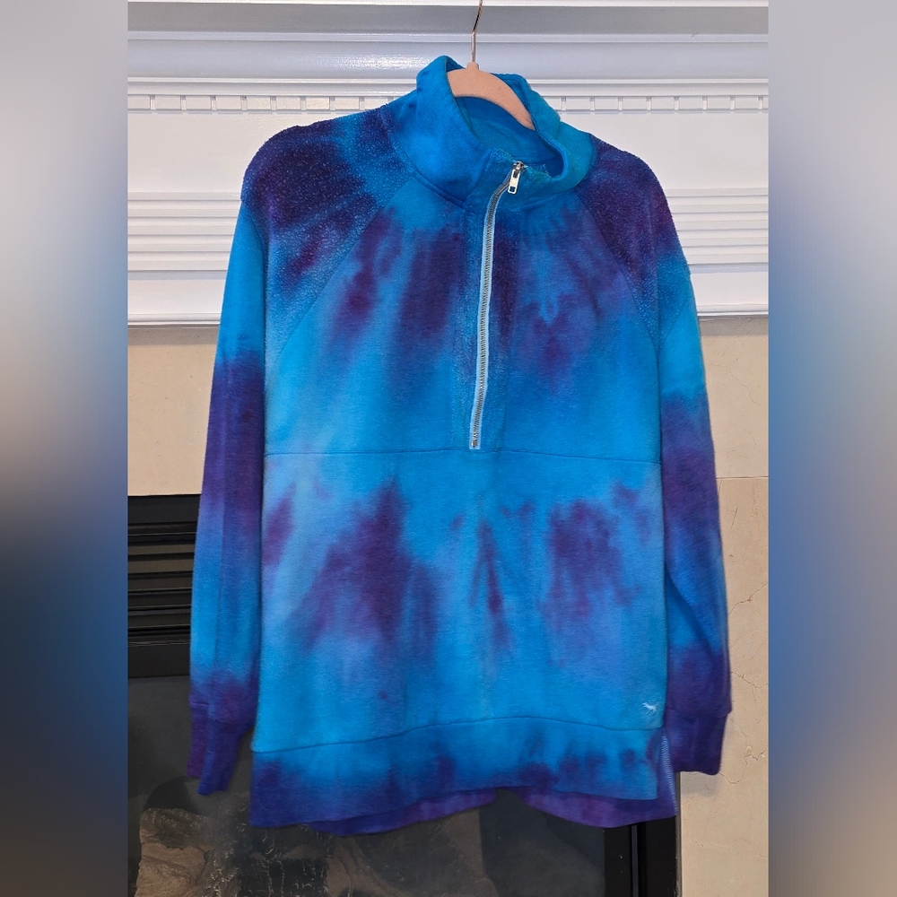 PINK Victoria's Secret Unique Tie Dyed Zip Up Top Oversized Medium